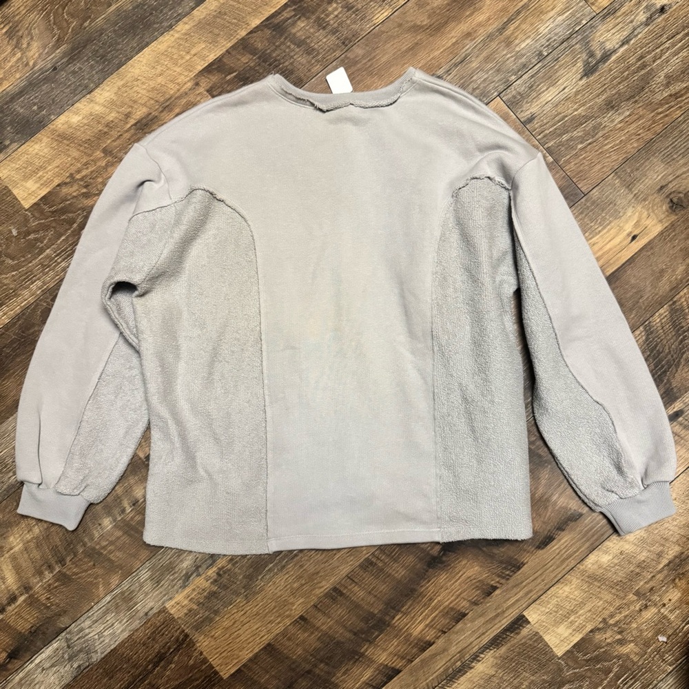 Greige Easel Women's Sweatshirt - Picture 5 of 7